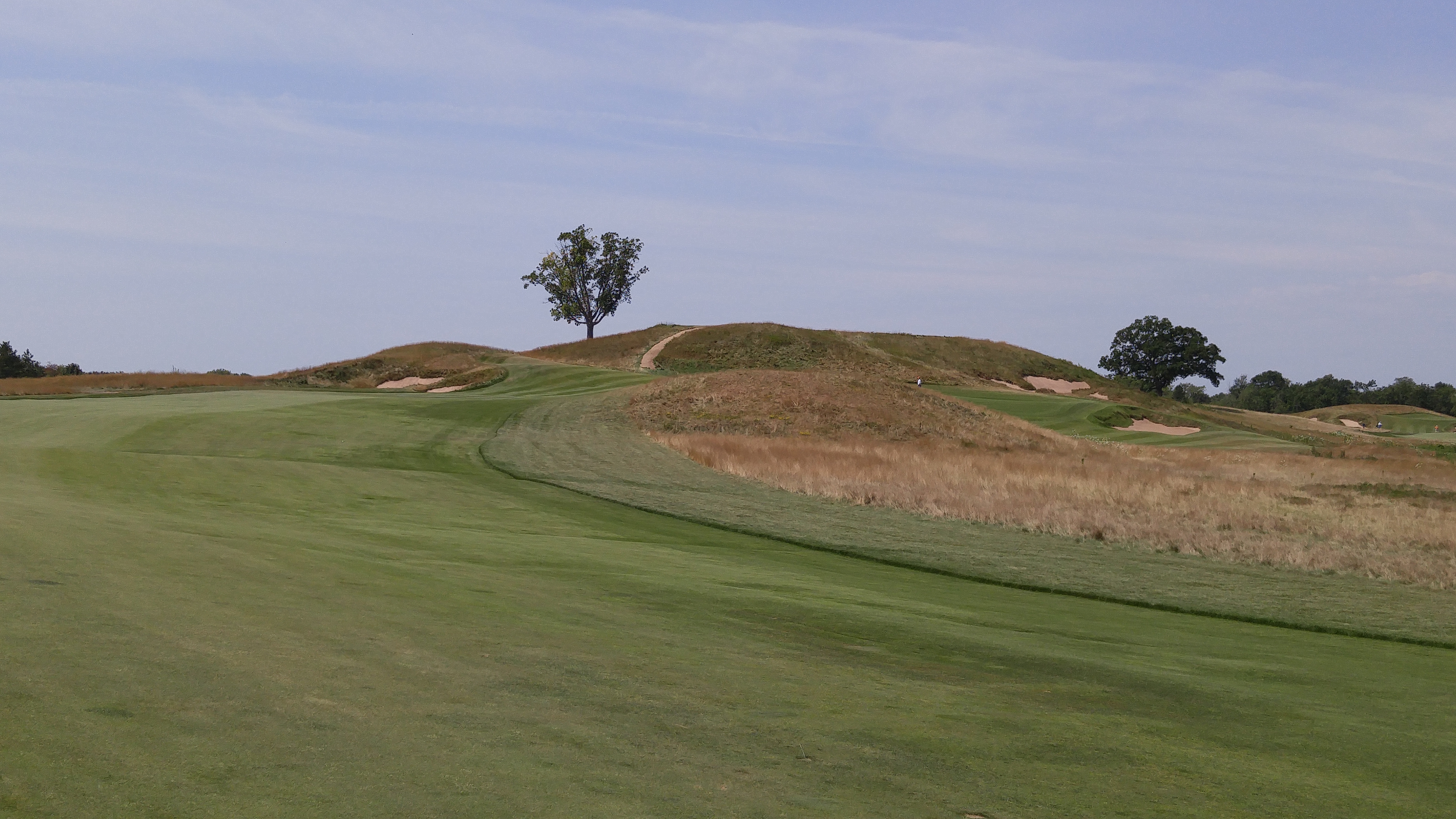 The blind approach to the par-5 14th at Erin Hills