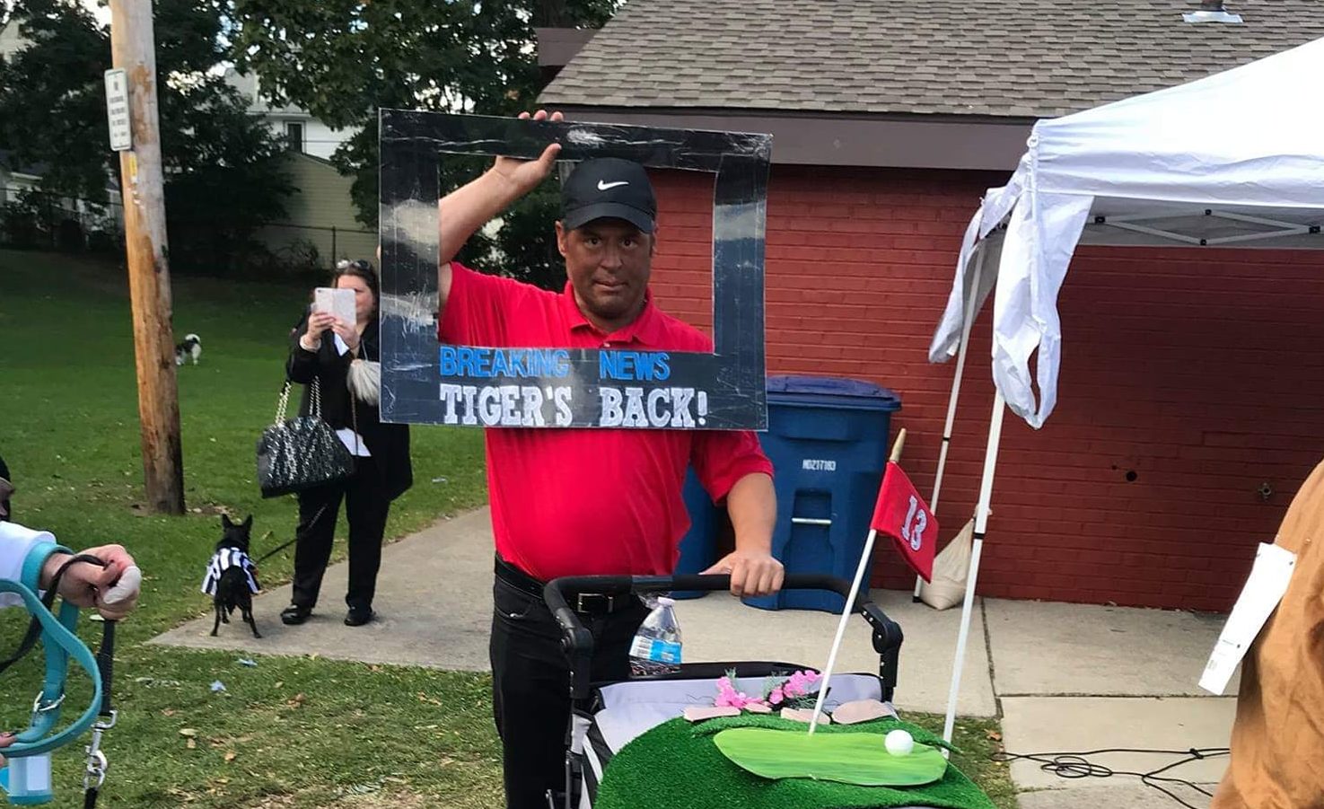 Ohio loser goes blackface, dresses as Tiger Woods, marches in pets