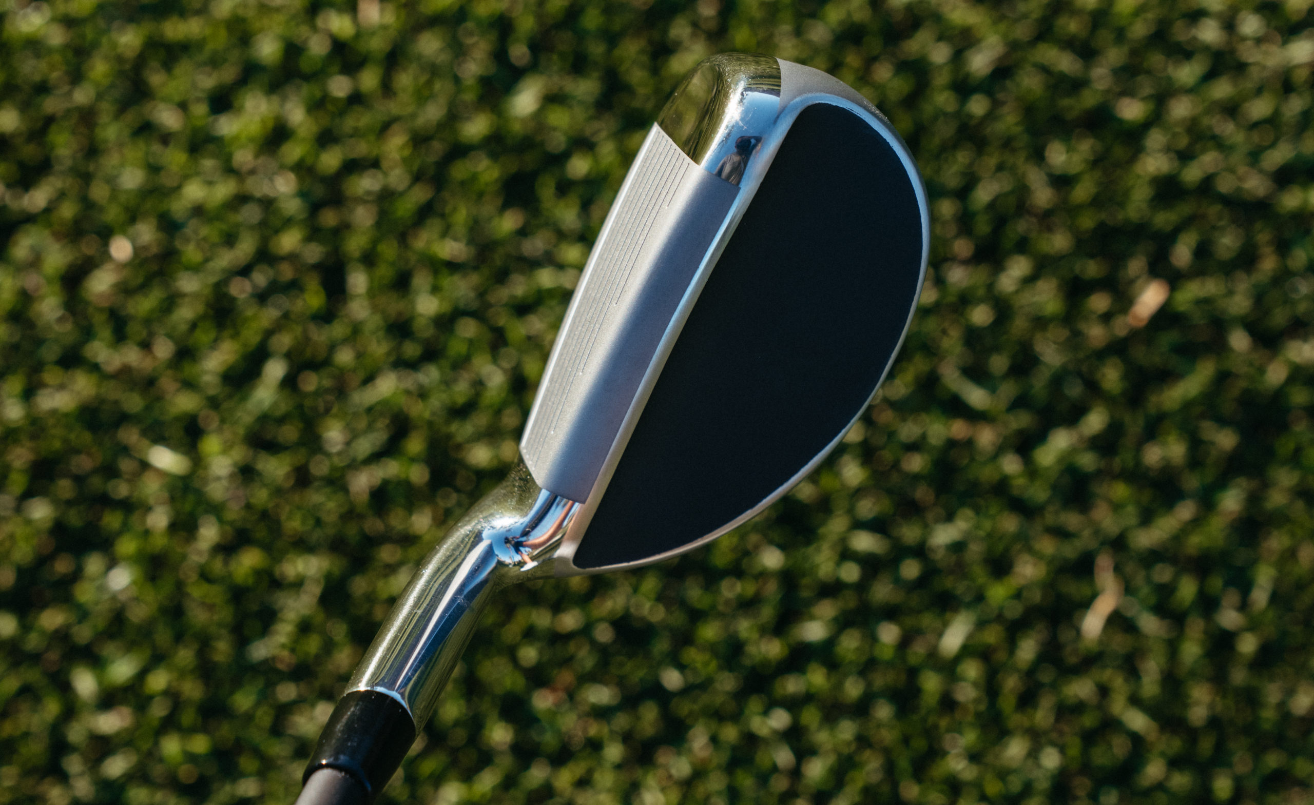 Cleveland Launcher XL Halo Iron Set (5-GW) – Steel Or Graphite Shafts, Right-Handed