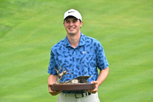 A photo of Davis Thompson